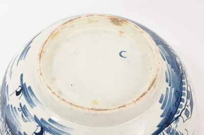 Lot 67 - Worcester blue and white bowl, circa 1775, painted in the Rock Strata Island pattern, 22.75cm diameter