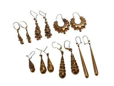 Lot 78 - Group of 9ct gold and yellow metal earrings