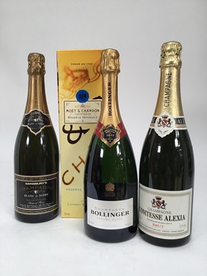 Lot 92 - Four bottles, champagne including Bollinger, Moët & Chandon Reserve Imperiale and two others