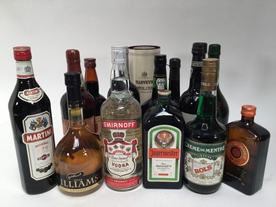 Lot 94 - Sixteen bottles, mixed to include liquors, port, Smirnoff vodka, sherry and others