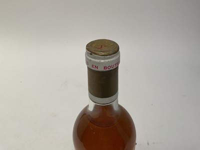 Lot 24 - One bottle, Chateau d'Yquem "Y" Lur-Saluces Bordeaux, 1979