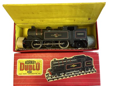 Lot 2031 - Hornby Dublo 2 rail 0-6-2 BR black Class N2 tank engine 699550, boxed 2217 & 2-6-2 BR black Class 4MT tank engine 80033, boxed 2218, plus rolling stock boxed 7 loose (qty)
