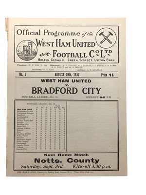 Lot 211 - West Ham v Bradford City August 29th 1932 Football League Division II - Ex binder