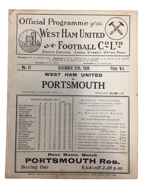 Lot 247 - West Ham v Portwmouth December 25th 1930 Football League Division I - Ex binder