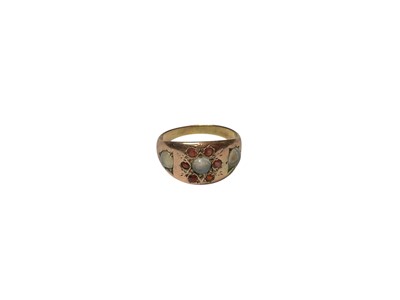 Lot 9 - Antique gold moonstone and garnet cluster ring (stamped 10K)