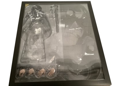 Lot 686 - Star Wars Hot Toys Deluxe Version 1/6th scale Darth Maul with Sith Speeder, with box DX17 & Emperor & Throne, with box MMS468, (DISPLAYED models contents may be incomplete) (2)