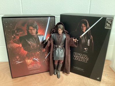 Lot 677 - Star Wars Hot Toys Sideshow 1/6th scale Luke Skywalker Bespin Outfit, with box DX07, Hot Toys Special Edition Luke Skywalker, with box MMS297 and Hot Toys Luke Skywalker Crait MMS507, Anakin Sky...
