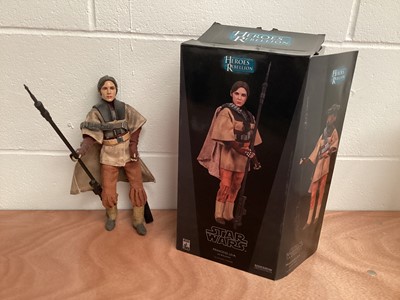 Lot 674 - Star Wars Hot Toys 1/6th scale Kylo Ren MMS320, Wicket MMS550, Cad Bane deluxe version TMS080 and Sideshow Lando Calrissan (Skiff Guard Version), C-3PO & Heroes RebellionPrincess Leis, with...