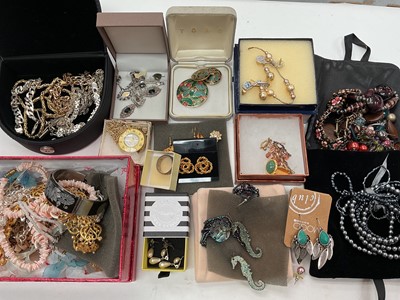 Lot 1104 - Group of costume jewellery including silver flat curb link bracelet, other silver chains etc