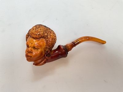 Lot 2422 - Good carved meerschaum pipe, female head