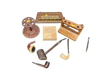 Lot 2423 - Collection of pipes and related accessories