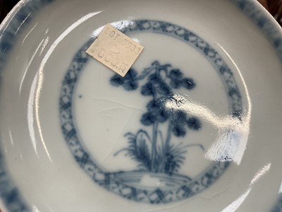 Lot 44 - Group of Chinese blue and white cargo porcelain, including a Vung Tau tea bowl, saucer and larger bowl with certificates, a Nanking tea bowl and saucer and larger bowl (6)