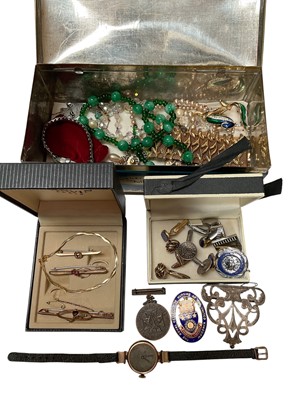 Lot 73 - Group of vintage costume jewellery including 9ct gold bracelet, three 9ct gold bar brooches, 9ct gold cased wristwatch and a small group of nursing badges
