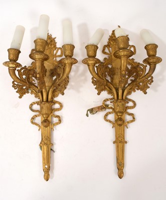 Lot 767 - Pair of brass wall lights