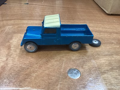 Lot 1969 - Corgi Toys diecast Chevrolet State Patrol No.223, Vauxhall Velox Saloon No.203M, Plymouth Sports Suburban Station Wagon No.219, Rover 90 Saloon No.204, Jaguar 2.4 litre Saloon No.208S, Austin A4...