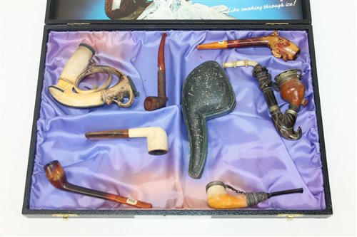 Lot 4163 - Group of 19th century pipes - various mediums -...