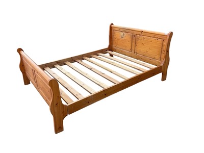 Lot 1365 - Pine double bed
