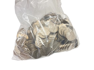 Lot 528 - World - Mixed coinage to include G.B. obsolete 50p cupro-nickel coins, estimated face value £114.50 & other base metal issues (Qty)