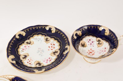 Lot 25 - Group of English 18th / 19th century cups and saucers, including trio and pairs