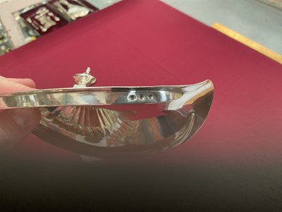 Lot 152 - A fine pair of George III Neo-Classical silver sauce tureens by John Schofield, London 1788.