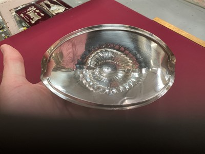 Lot 152 - A fine pair of George III Neo-Classical silver sauce tureens by John Schofield, London 1788.