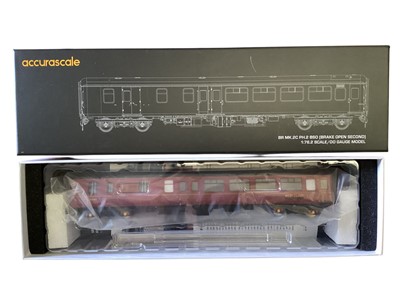 Lot 1804 - Accurascale OO Gauge BR MK2 West Coast Railways Maroon ERA 9-10 Brake Open Second & Two Open Second Coaches, boxed (3)