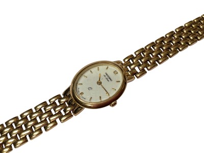 Lot 61 - Record De Luxe 9ct gold ladies' wristwatch on an integral 9ct gold bracelet
