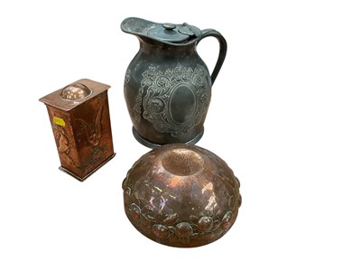 Lot 571 - Newlyn Arts & Crafts copper bowl, a similar copper caddy (unmarked)