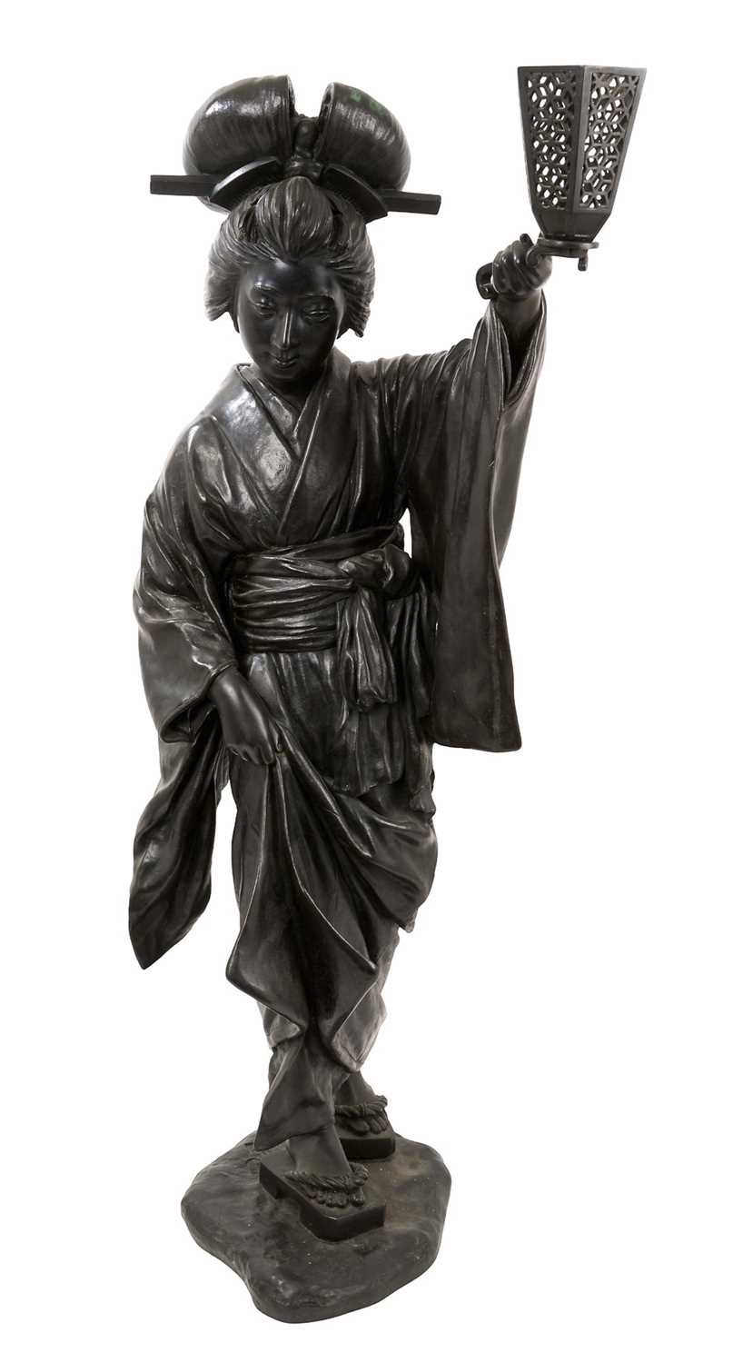 Lot 700 - Mori Hosei (1872-1941) impressive Japanese bronze standing figure of a woman with a lantern
