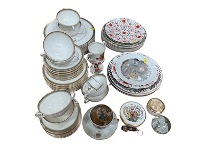 Lot 441 - Group of Royal Worcester Clarendon pattern ceramics and other china.