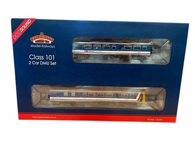 Lot 1825 - Bachmann OO Gauge Class 101 DMU BR Network Southeast (with fitted passenger figures), boxed 32-290DS (1)