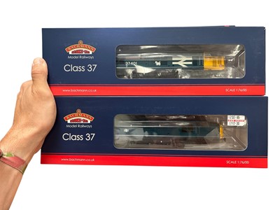 Lot 1832 - Bachmann OO Gauge BR Blue Class 31/4 (Refurbished) diesel 31435, boxed 35-825SFX, Class 37/0 diesel 37284 and Class 37/4 Large Logo 37401, boxed 32-377A (3)