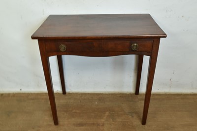 Lot 1287 - Regency plum pudding mahogany single drawer side table