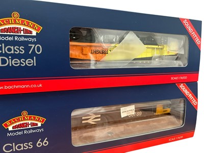Lot 1841 - Bachmann OO Gauge Class 66/7 BR Blue Large Logo British Rail 1948-1997 66789, boxed 32-740SF & Class 70 Colas Rail Freight 70811,boxed 31-591ASF (2)