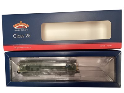 Lot 1845 - Bachmann OO Gauge Class 20/0 BR Blue diesel 20057, boxed 35-355SF & Class 25/1 BR Green Yellow Ends (weathered) diesel 25043, boxed 32-331 (2)