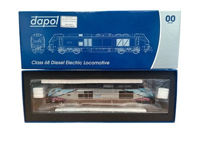 Lot 1852 - Dapol OO Gauge Class 68 Trans Pennine Express Splendid 68027, boxed 4D-022-021 (1)