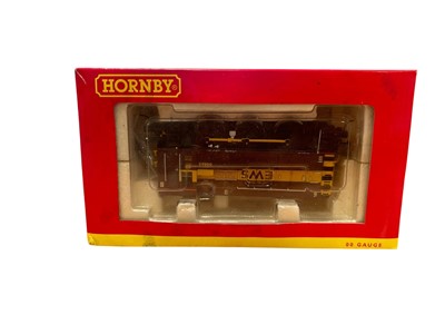 Lot 1871 - Hornby OO Gauge 0-6-0 Class 08 Diesel Locomotive 08896, boxed (1)