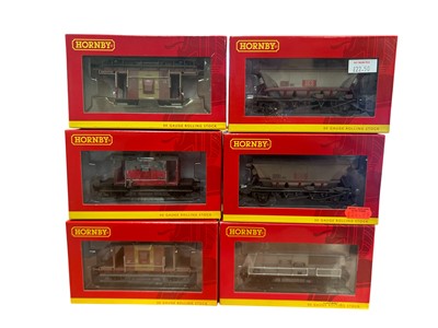 Lot 1876 - Hornby OO Gauge DB Cargo UK 2 Axle Hopper (CDA), boxed R6962 (x9), BR 20 Ton Brake Vans, boxed R6985 (x2) & R6795 (13)