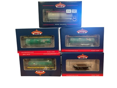 Lot 1878 - Bachmann OO Gauge various Tank Wagons & GWR Shunters Truck, all boxed (10)