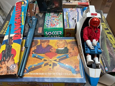 Lot 323 - Group of vintage games and toys, mostly boxed