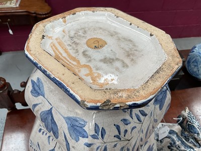 Lot 85 - Large pair of Dutch Delft blue and white vases and covers