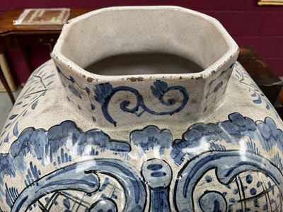 Lot 85 - Large pair of Dutch Delft blue and white vases and covers