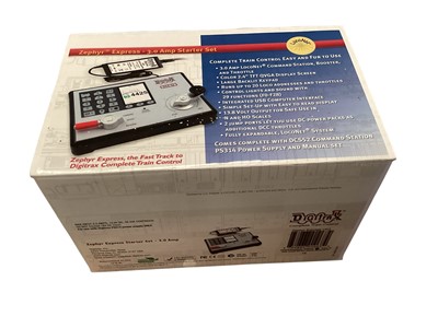 Lot 1883 - Digitrax Zephyr Express 3.0 Amp Starter Set including DCS52 Command Station, PS314 Power Supply and Manual (as per image), boxed (1)