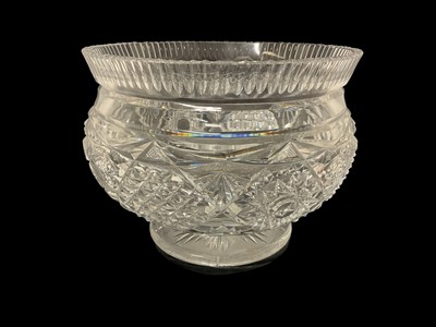 Lot 86 - Good quality 19th century cut glass bowl, with everted rim, on a fitted bronze stand with classical decoration, 21.5cm diameter at the top