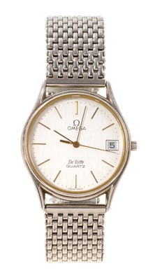 Lot 526 - Gentlemen's Omega De Ville wristwatch. Stainless steel case. Reference 196 0 205. Signed quartz calibre 1337 movement, numbered 45482373. Circular silvered dial. Fitted to an unsigned stainless s...