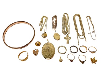 Lot 107 - Group of 9ct gold jewellery and 18ct gold ring