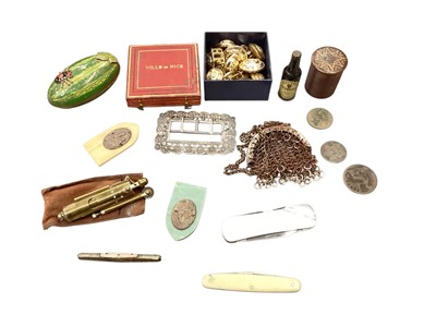 Lot 97 - Vintage Guinness lighter, Tunbridge ware box, enamel box, military buttons and sundry items