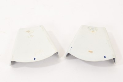 Lot 4 - Rare pair of Worcester Fisherman and Cormorant pattern asparagus servers