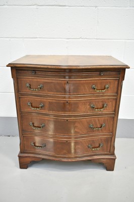 Lot 1415 - George III style mahogany serpentine fronted chest of four long graduated drawers