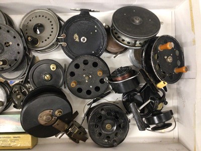 Lot 905 - Collection of antique fishing reels and similar equipment